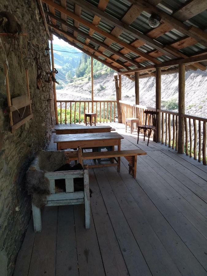Raul Lushnu Darbaz Mestia Exterior foto