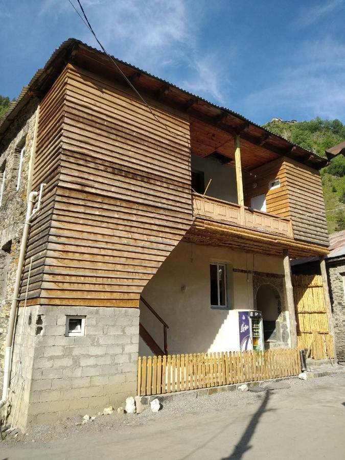Raul Lushnu Darbaz Mestia Exterior foto