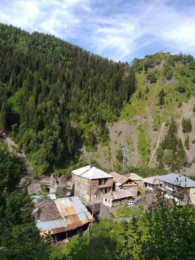 Raul Lushnu Darbaz Mestia Exterior foto