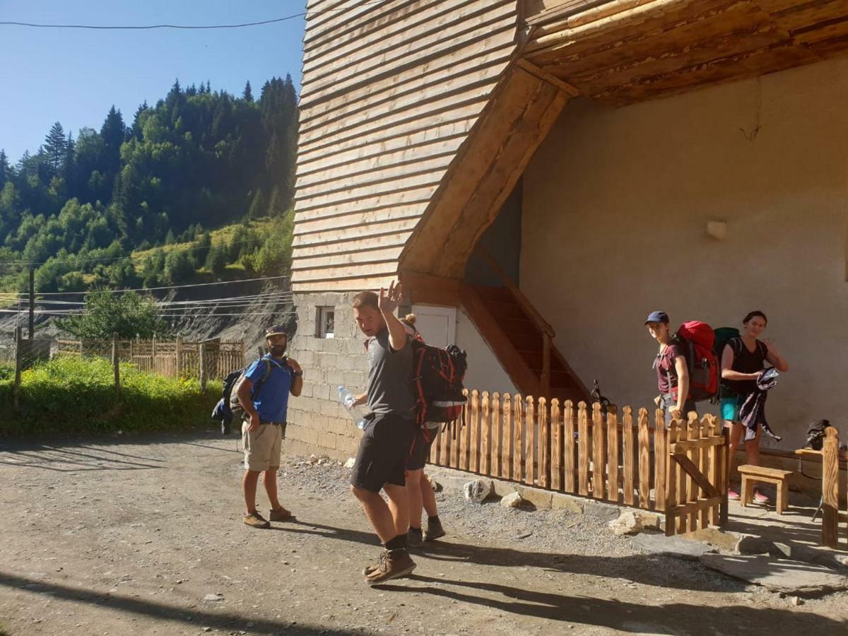 Raul Lushnu Darbaz Mestia Exterior foto